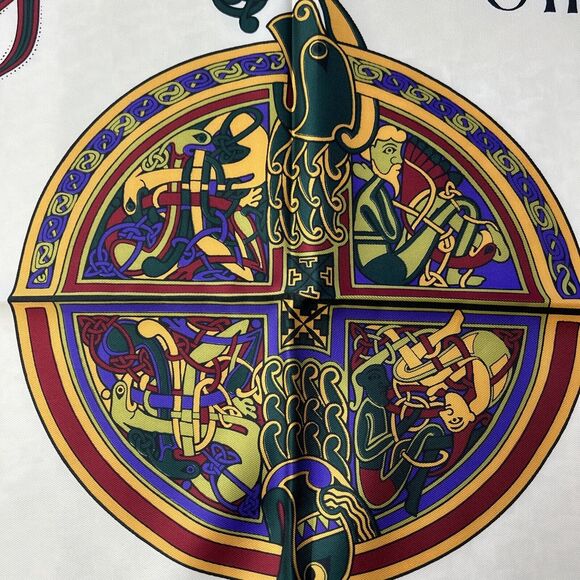 The Book Of Kelly’s Celtic Art Irish Scarf-26”Square - Picture 5 of 7